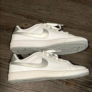 Nike Women’s White and Grey Sneakers for J.Crew New Size 6.5